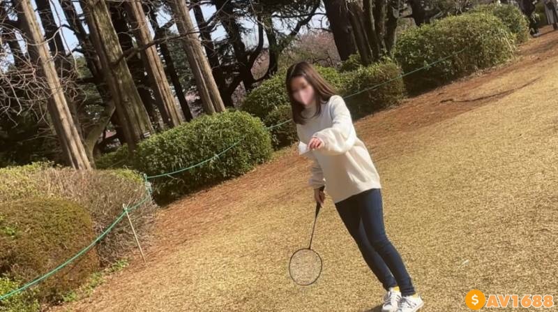 FC2-PPV-2819765 【無】垢抜けない純朴娘 めいちゃん＃２ 手作り弁当公園デート＆大好きなバンドＴシャツで着衣背徳中出しセックス【本編約２時間３０分】【※全裸