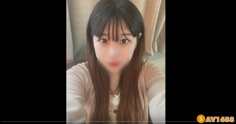 FC2-PPV-1385923 1日まで特別2980→1980p!【無修正】ちょっぴり天然な性格がカワイイIT系勤務の美少女(怒らなそうなので中出ししました)