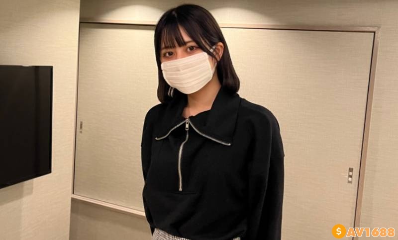 FC2-PPV-2908113 18歳うぶな美少女らなちゃんと約束外の中出しえっち、、、顔出しNGだがエッチを楽しみ終盤マスク外してイキ顔晒してます