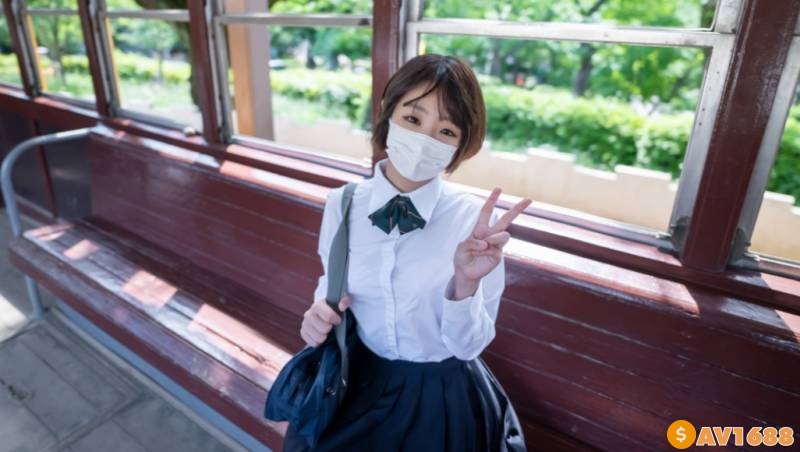 FC2-PPV-2952815 初撮影！！シネマ画風！【無修正】個数限定！！僕は遂に禁断の年齢の女子生徒に・・・ほぼ処女の訳あり美少女の幼少体にゴム無し膣内射精！！罪悪感