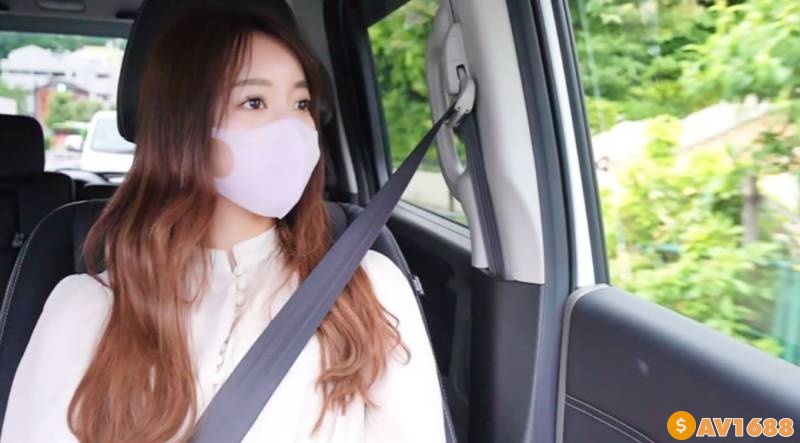 FC2-PPV-2967948 西麻布の高級ラウンジ嬢登場！！、時給８０００円ももらっちゃっているくせに謙遜もできる顔も性格も美人な最高クラス女子に、人生初アナル舐め決行