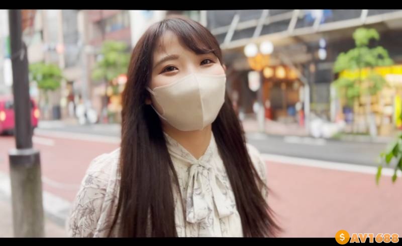 FC2-PPV-3037413 【完全顔出し】【天真爛漫娘の初中出し♡】純粋無垢な不思議ちゃんをホテルに連れ込みガチSEX！感度抜群の破廉恥娘に大変身♪