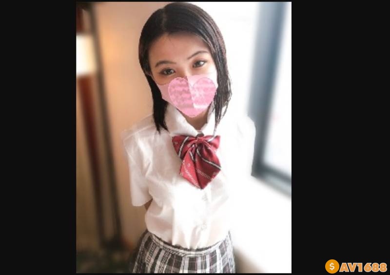 FC2-PPV-3053921 【29980⇒本数限定85%OFF】140/38ロ●ータ18歳現●生❤️初めてのオモチャ❤️パンティ越しに潮吹き❤️初めての膣アクメ❤️キ