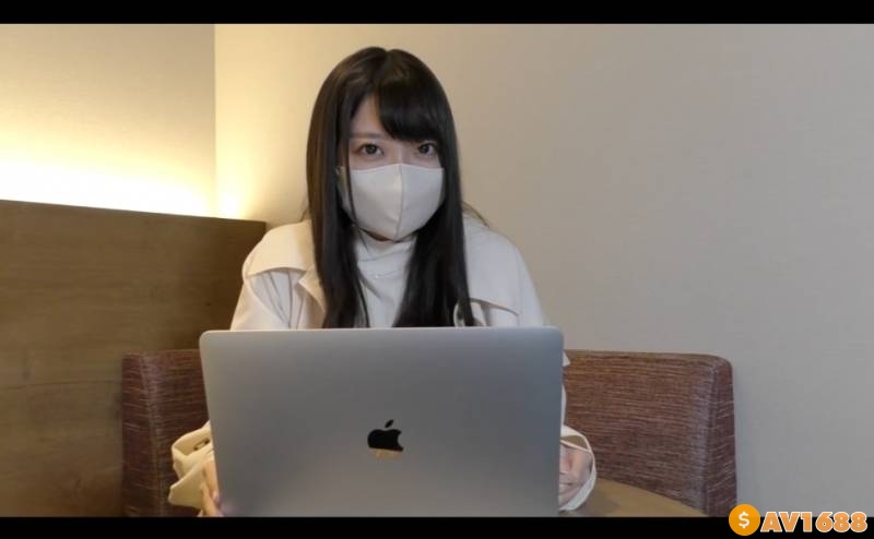 FC2-PPV-2796115 【えりかちゃんデビュー作品に戻って、今の気持ちをぶつけてみました】