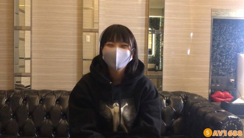 FC2-PPV-2604126 【フェラ2作品】秋葉原の某メイド嬢19歳＆横浜の幼稚園さくら組担任25歳。